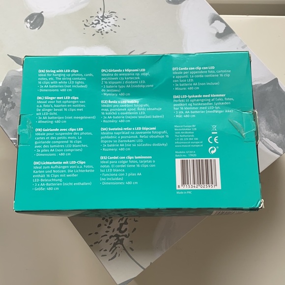 LED display for photos, cards, notes | String with LED clips - Picture 2 of 3